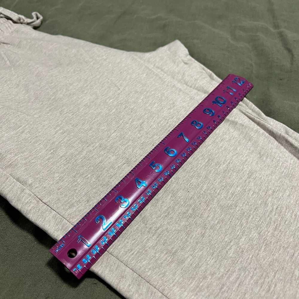 BAREFOOT DREAMS - NWT- MALIBU LOUNGE PANTS - MEDIUM - Picture 9 of 13
